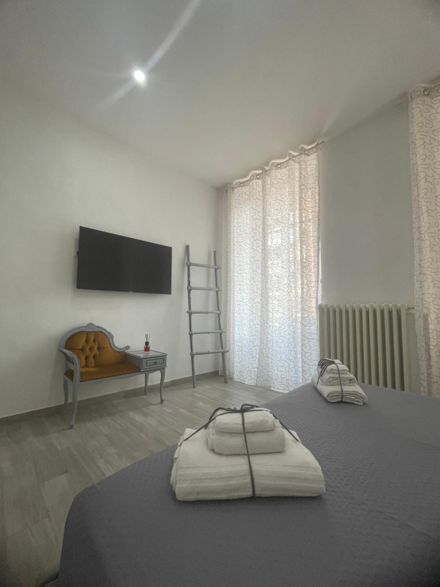La Casa Nel Viale Apartment Asti Exterior photo