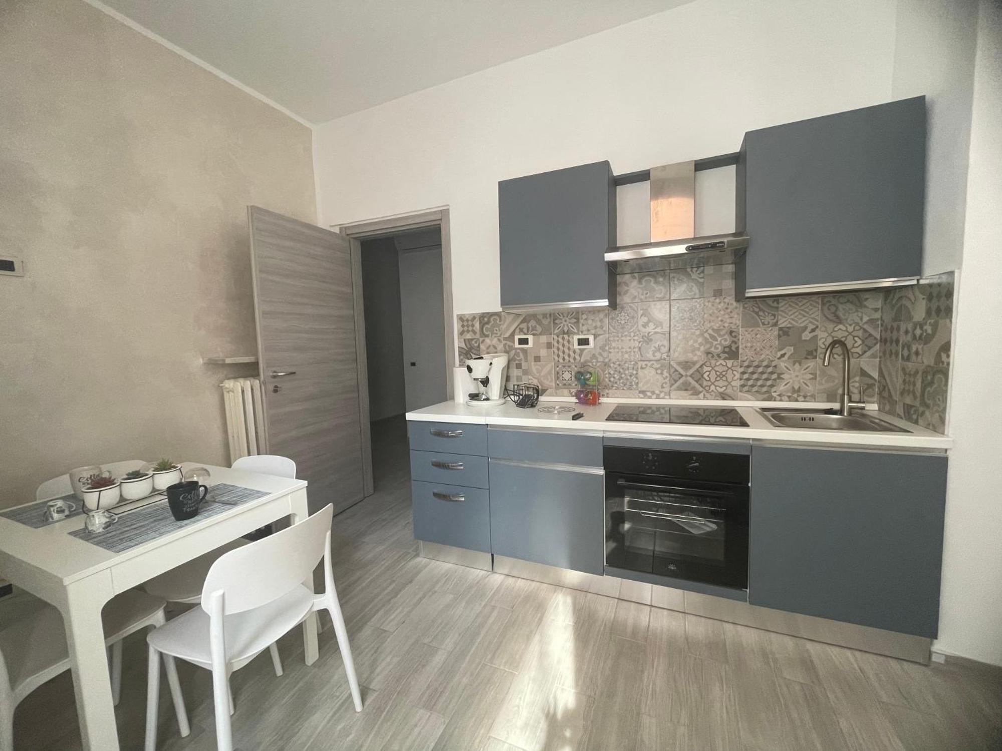 La Casa Nel Viale Apartment Asti Exterior photo